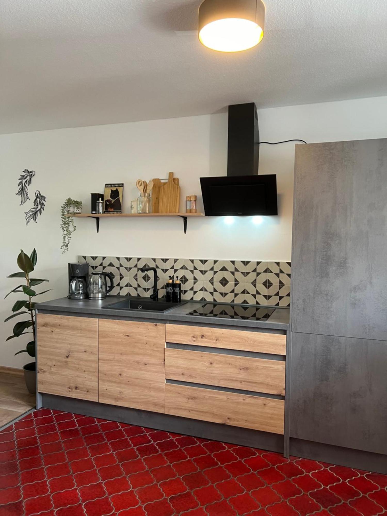 Up Wuljke19 Neu Renovierte Unterkunft Inkl.Pkw Stellplatz Emden Luaran gambar
