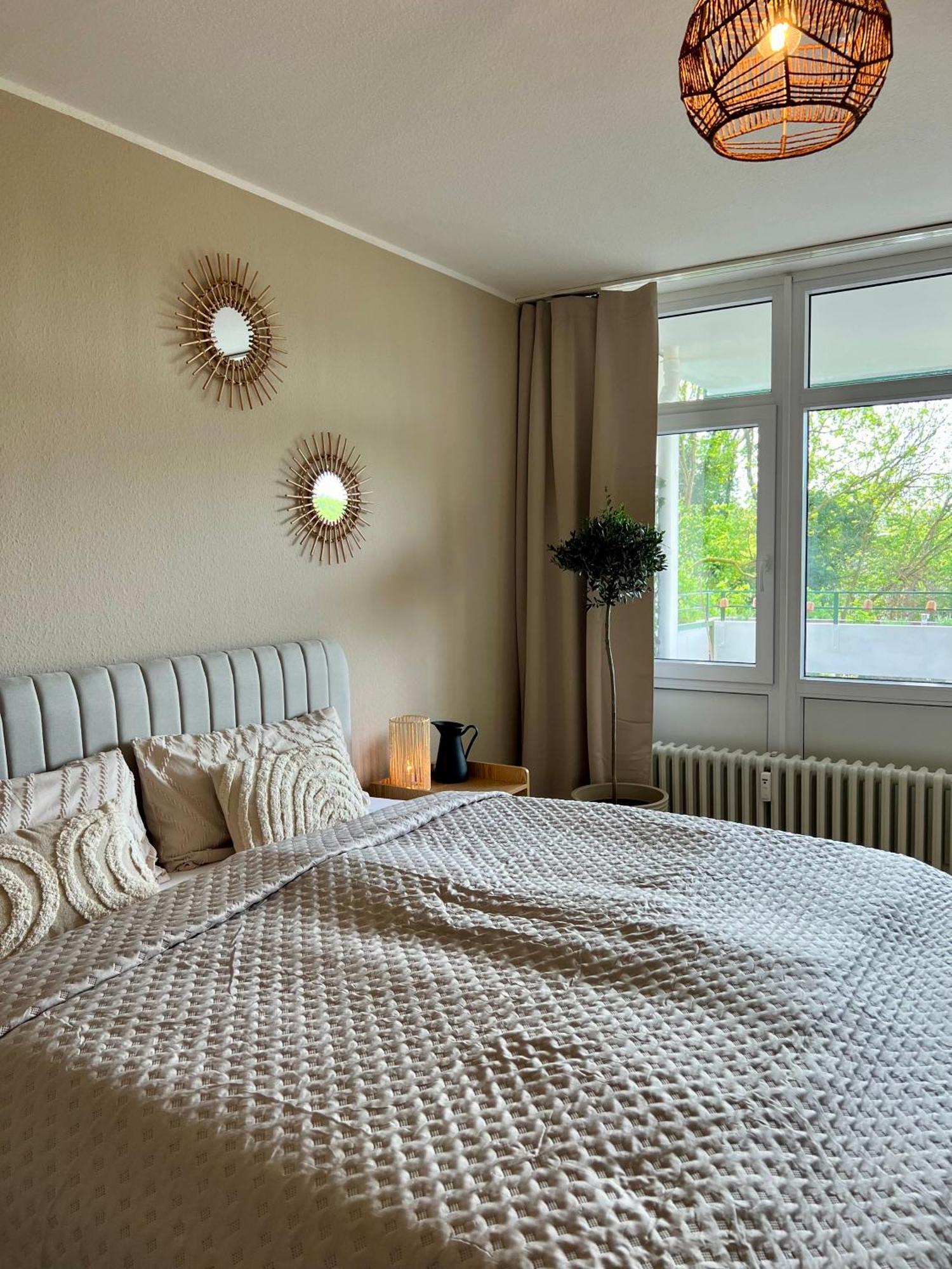 Up Wuljke19 Neu Renovierte Unterkunft Inkl.Pkw Stellplatz Emden Luaran gambar